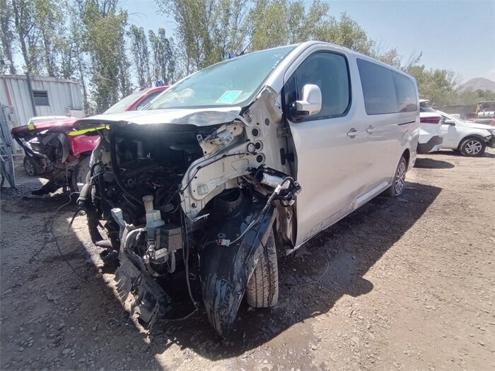 Peugeot TRAVELLER 2017 - 1 REPUESTO USADO/USADA EN DESARME